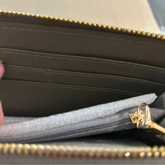 Badgley Mischka Diamond Quilting Long Wallet Gray Vegan Leather BM-4087 MSRP $59 - Picture 6 of 6